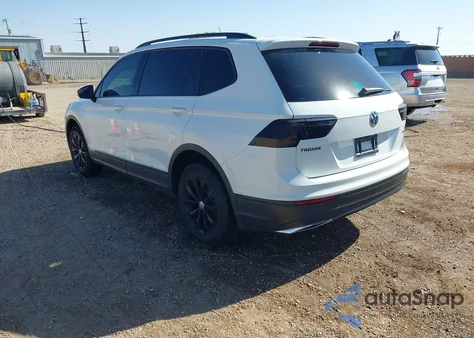 2018 Volkswagen Tiguan 2.0T S z USA, uszkodzony, nr VIN 3VV0B7AX8JM076693